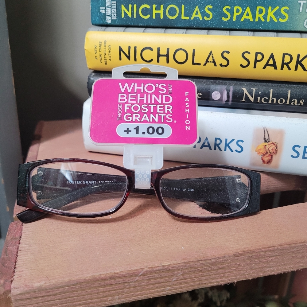 Womens Rose Colored Foster Grant Readers